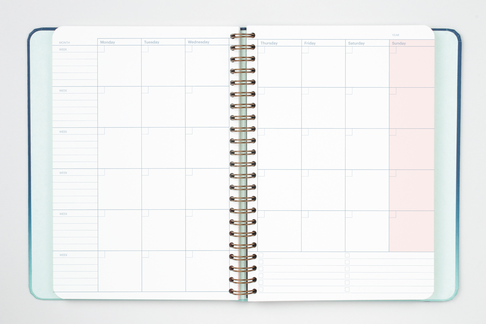 Undated Weekly Horizontal Planner by Mossery